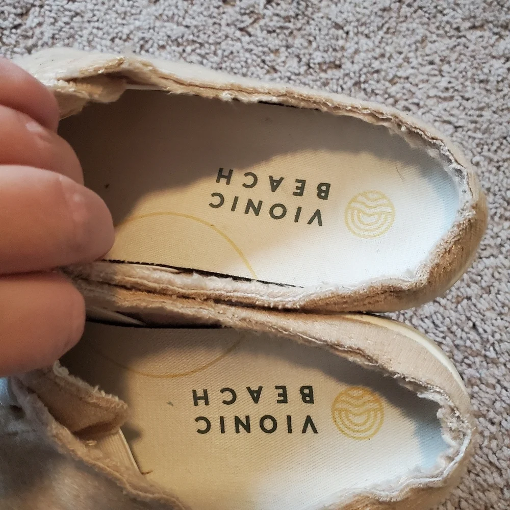 Vionic Beach Tan Terry Cloth Mule Style Sneakers Size 8